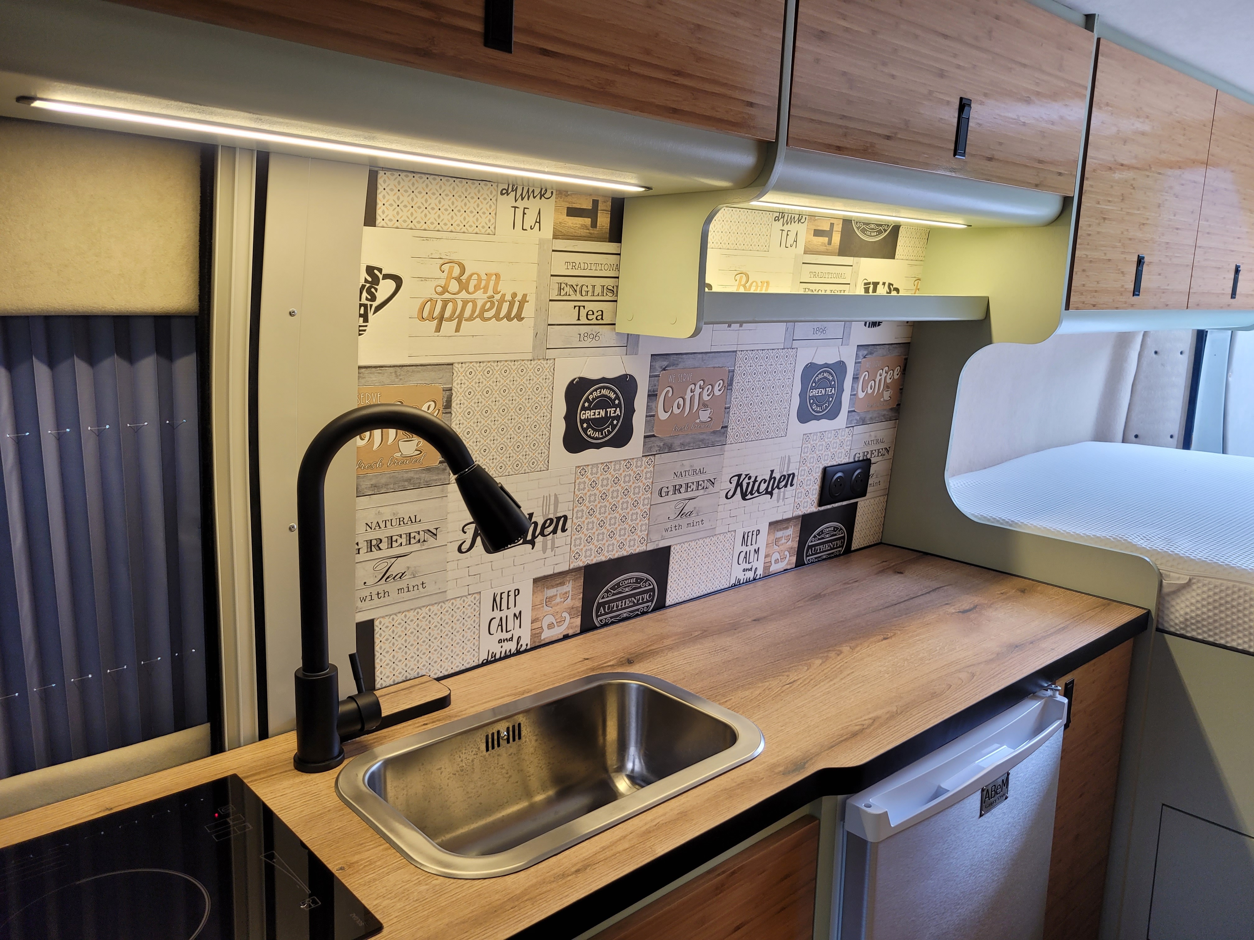 Zabudowa kamperów Camper Mannt