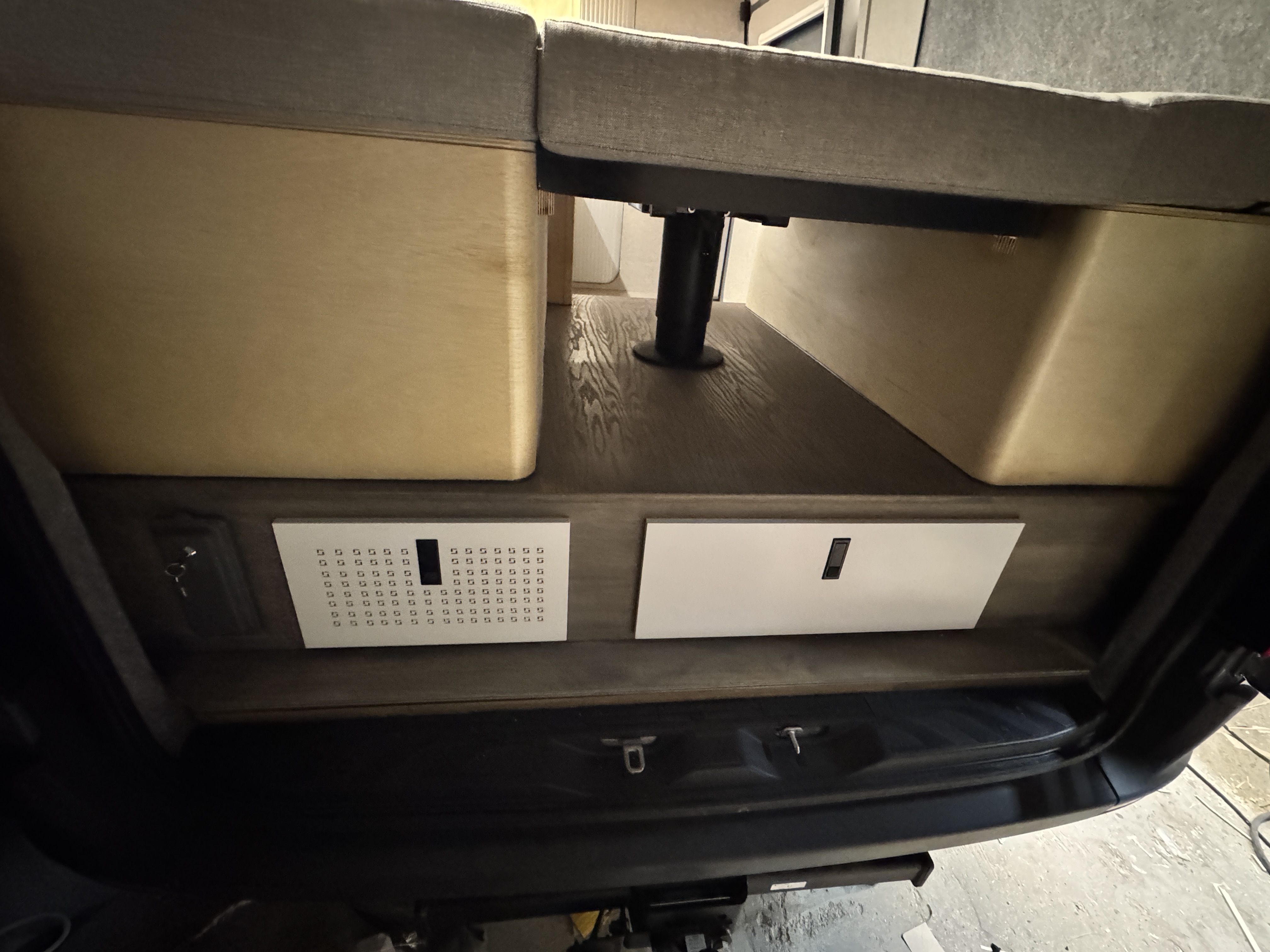 Zabudowa kamperów Camper Mannt