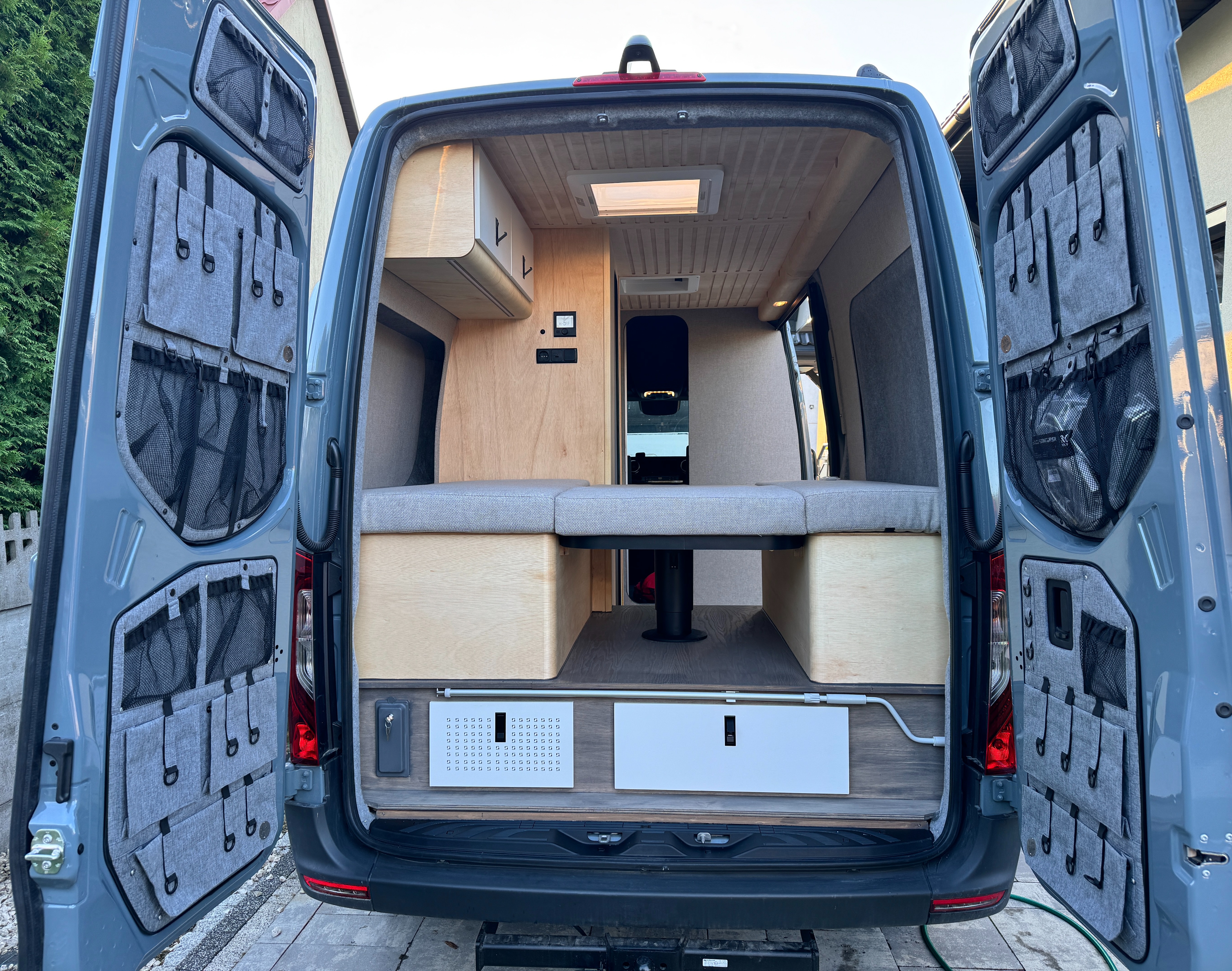 Zabudowa kamperów Camper Mannt